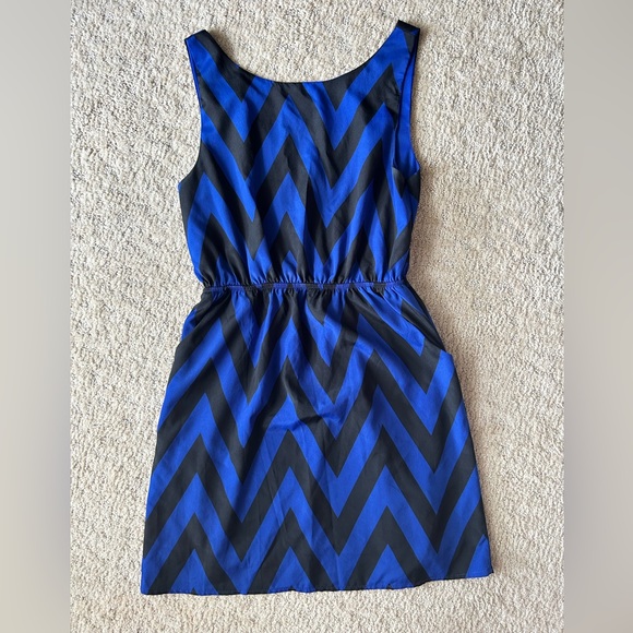 Everly Women's Black & Blue Chevron A Line Dress - SIZE SMALL - Picture 1 of 8